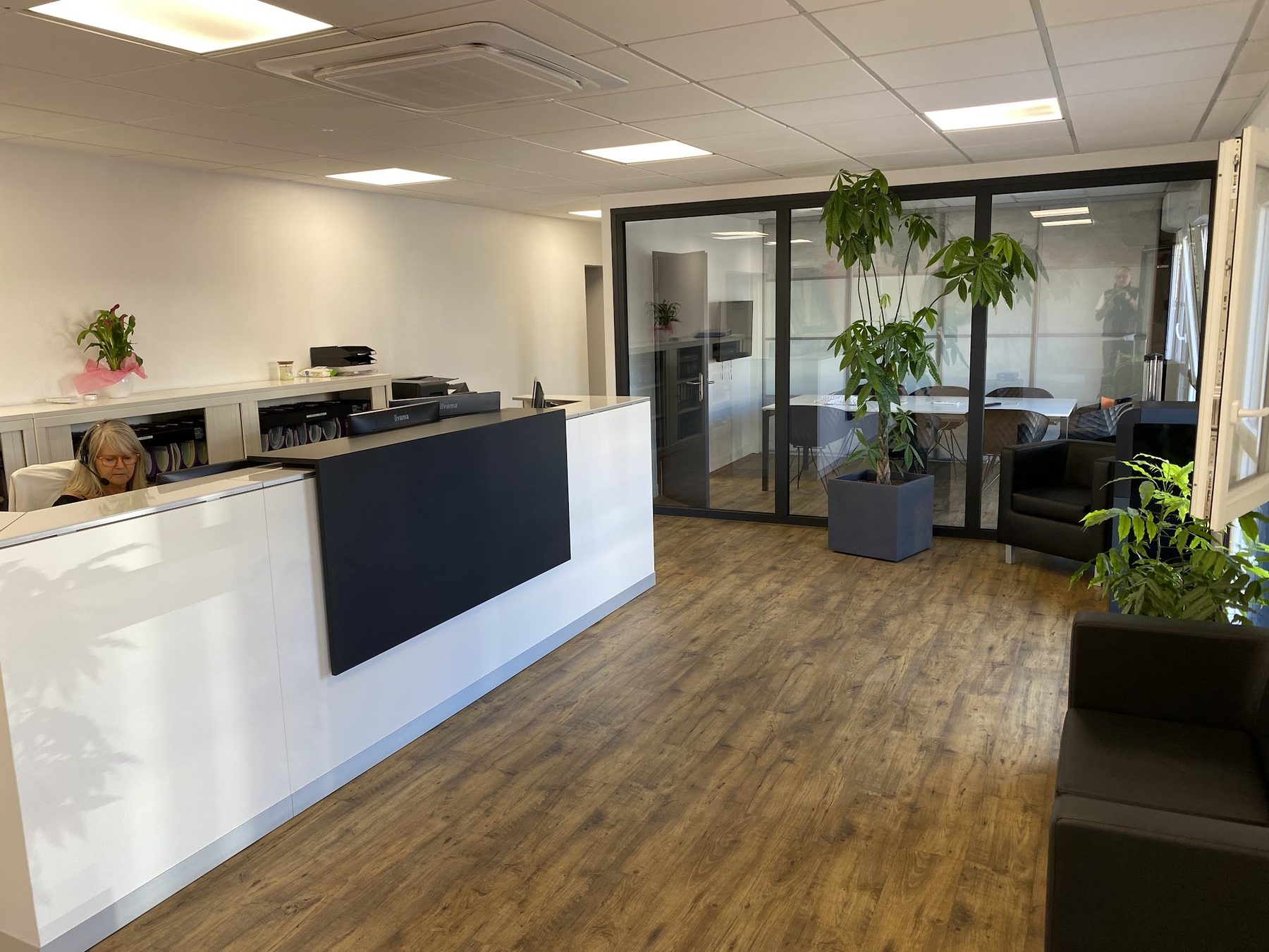 L'accueil et les bureaux